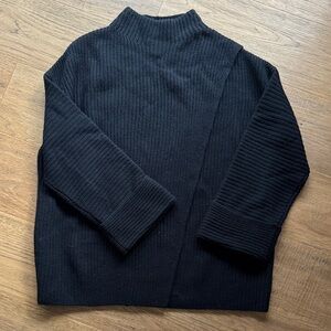 Athleta Turtleneck Sweater Belle Sleeve Sweater XL